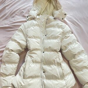 Amazon Women's Off-White Puffer Jacket